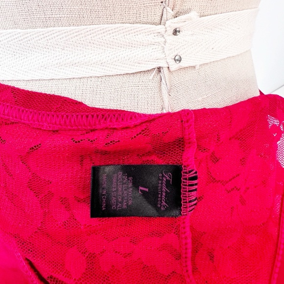 Frederick's of‎ Hollywood Chain Back Red Lace Bodysuit, Sexy Open Front Size L - Picture 5 of 6